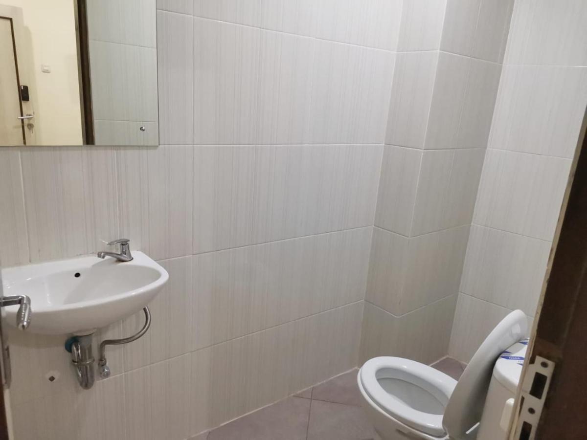 Hotel Nusantara Indah Syariah Jakarta Kültér fotó